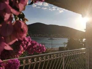 Three-Bedroom Apartment in Vinisce I - 4hvězdičkové hotely ve městě Vinišče