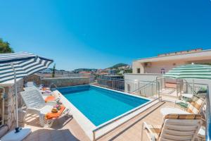 Villa Borna Apartments with Free Parking
