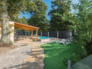 Holiday House Ana & Marina with private Pool and garden 