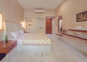 PushkarOrganic - Lux farm resort with pool