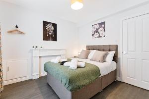 4 Bedrooms, Smart Tvs inrooms