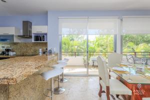 Casa del Mar by Stella Rentals