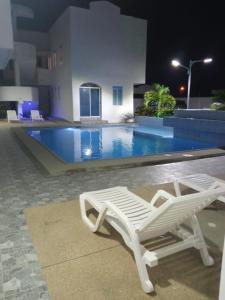 Departamento Tonsupa, Conjunto Santorini Blue