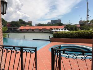 Luxury on Melaka River