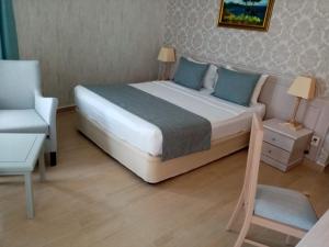 X Life Hotel Sarıgerme 15 - Adult Hotel