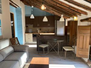 AIRAM Home BUHARDILLA