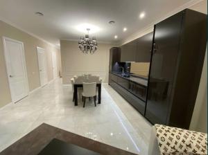 Lux 1-bedroom panoramic view Most City Center area