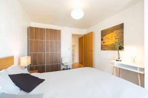 stylish one bedroom apartment close to the city of London