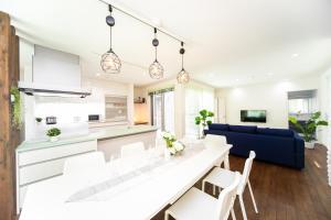 Shiga Lakeside Villa in Minamishinbo