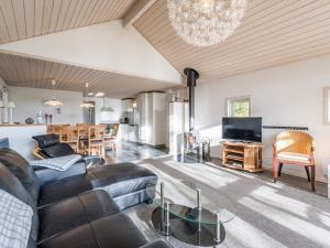 6 person holiday home in Nørre Nebel