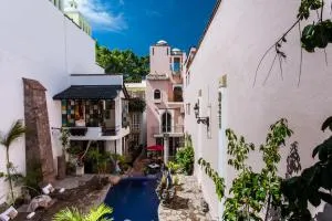 Garlands Del Rio Riverside Boutique Hotel - Puerto Vallarta