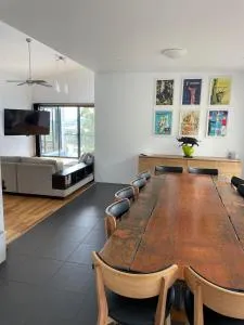 Hill Top Retreat - Premaydena