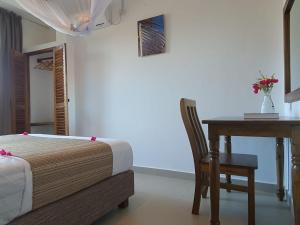 The Swimming Ostrich