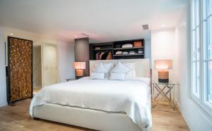 Venue C - Luxurious & Spacious - Mansion - Elevator - Patio