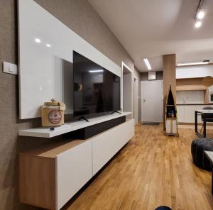 Apartment Ornament Lux