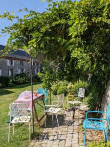 B&B / Chambres d'hotes La Grange de Dourlers : photos des chambres