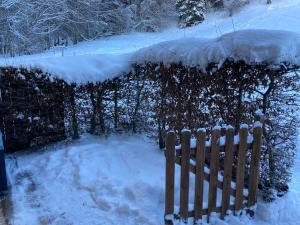 Appartement 2 pièces pieds des pistes terrasse face à la montagne