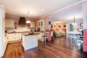 Renoviertes Bauernhaus mit Garten in Ruhelage - Neusüßenbrunn