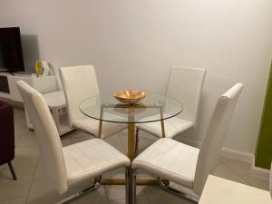 Spacious 2 Bed House for Corporate and Family Stays