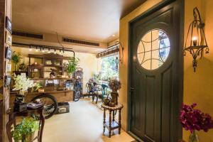 Old Capital Bike Inn - SHA Certified