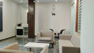 Vadpadraka Hotel And Resort