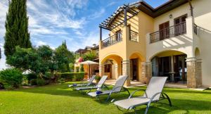 Ground floor apartment with golf and sea views - Roudias, Aphrodite Hills Resort