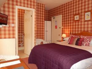 Small Double Room room in Athol House