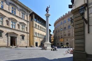 TORNABUONI in the heart of Florence! hosted by Sweetstay