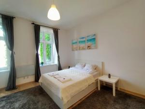 Bright Josefa Apartments for two