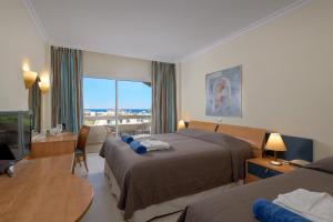 Superior Room with Garden View room in Sun Beach Resort Complex