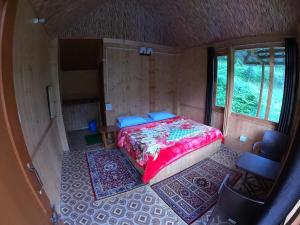 Reverberate Cafe & Cottages - Negis Place