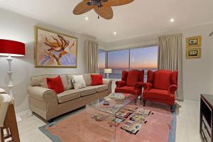 Apartment with Sea View room in Seaspray A402