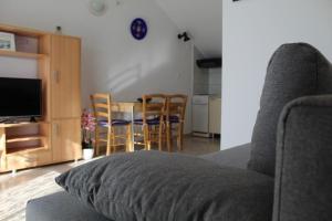 Apartment in Tribunj with sea view balcony air conditioning W LAN 5034 2
