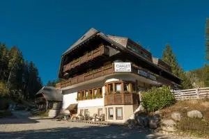 Berghotel und Restaurant Kräuter Chalet - Baslertal