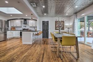 Fredericksburg Getaway with Covered Deck and Fire Pit!