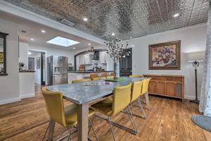 Fredericksburg Getaway with Covered Deck and Fire Pit!