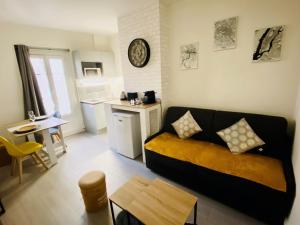 Appartements ENGHIEN-LES-BAINS: studio au coeur du centre ville. : photos des chambres