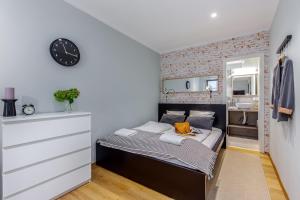 Adria Square Studios 