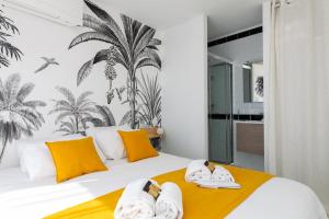 Rooftop View - 2 BdR 2 BthR 1 toil - Clim Terrace Elevator small Parking