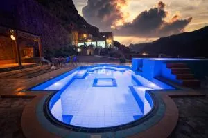 Tilal Al-Qattara - Rustāq