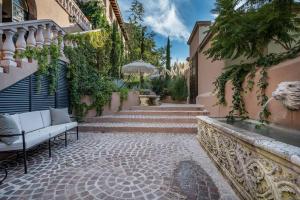 Casa Vista 6BR Villa, 16p Jacuzzi Pool, Staff & Breakfast