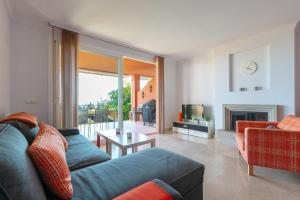 Fuengirola Hills with Seaview