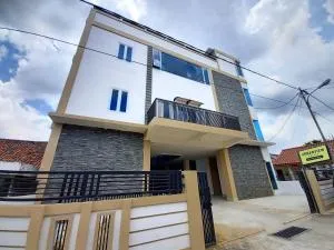 Urbanview Hotel Ephe Palembang - Bentayan