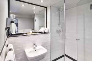 Hotels Hotel Vacances Bleues Provinces Opera : photos des chambres