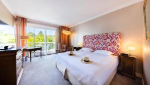 Hotels Relais & Chateaux Hotel La Reserve : Chambre Double Deluxe - Vue sur Jardin