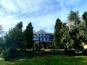 Get-your-flat Traumhafte Altbau-Wohnung in Denkmal-Villa 3 Zr Kü Bad 2 Schlafzr 125 m2 Haustier auf Anfrage - ruhig & naturnah - 盖沃尔斯贝格