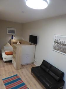 Studio Apartment 2