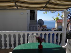 Ferienwohnung in Okrug Gornji mit Meerblick, Terrasse, Klimaanlage, W-LAN 5046-3 