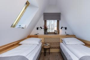 Villa 7 Folk Modern