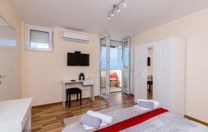 Apartment Vedrana 
